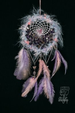 Butterfly and the Moon | 蝴蝶與紫月